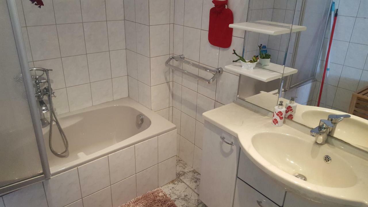 Ferienwohnung Eifelliebe Udler Екстер'єр фото